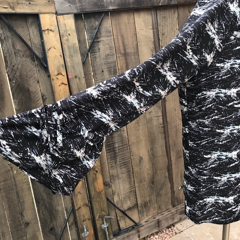 Sejour Black Long Sleeve Top Blouse Nordstrom - Picture 4 of 8
